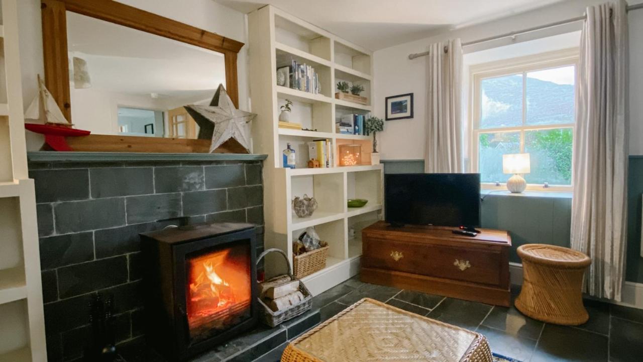 Old Pier Cottage Tarbert ทาร์เบิร์ต ภายนอก รูปภาพ